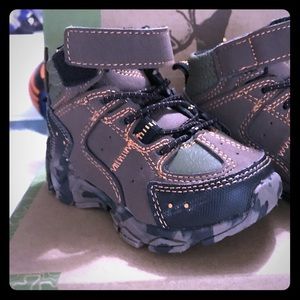 Infant hiking boots